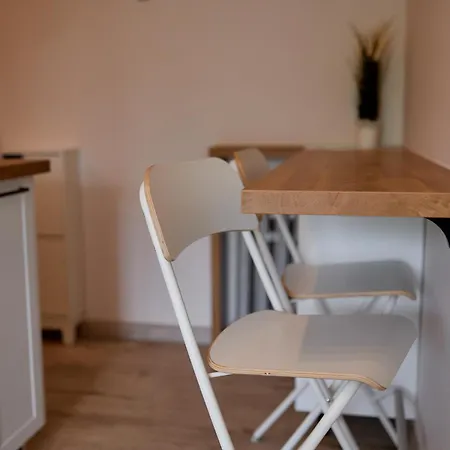 Apartment Park Skowroni Homely By Bookinghost Wroclaw