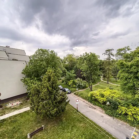 Park Skowroni Homely By Bookinghost Apartment